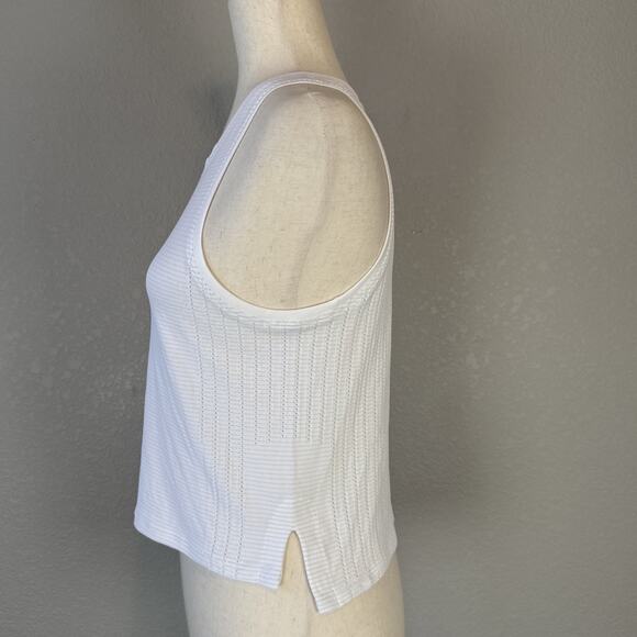 Lululemon Train to Be Tank Top Womens Size 4 White Lightweight - Picture 3 of 6